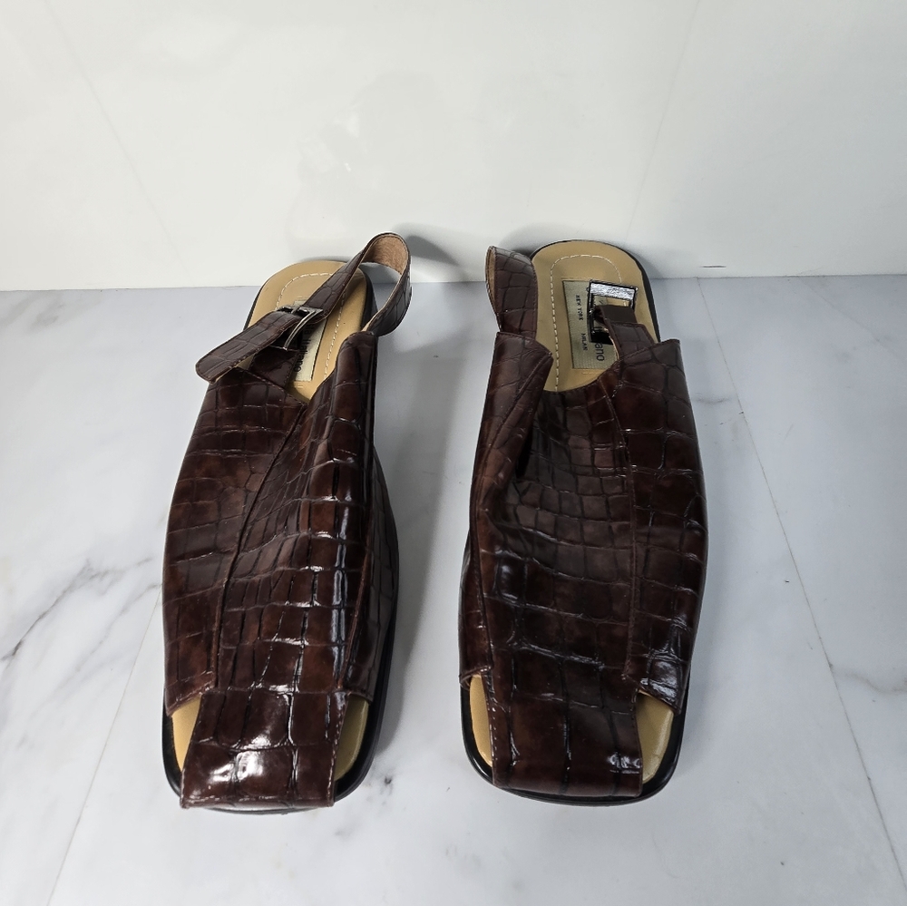 Sevasta Italiano sandals